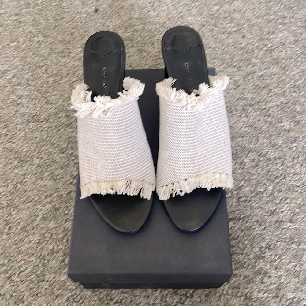 Tony Bianco mules - Picture 1 of 3